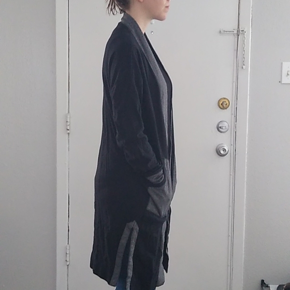 Ably Apparel Grace Cardigan Size Medium - Picture 6 of 10